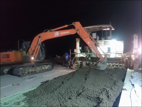PEKERJAAN RIGID MAIN ROAD STA 154+000 s/d 154+300
